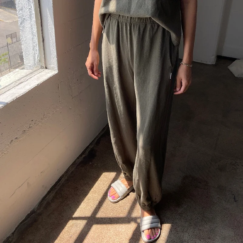 Womens Cotton Balloon Pants - Olive Green Cozy Lounge Pants